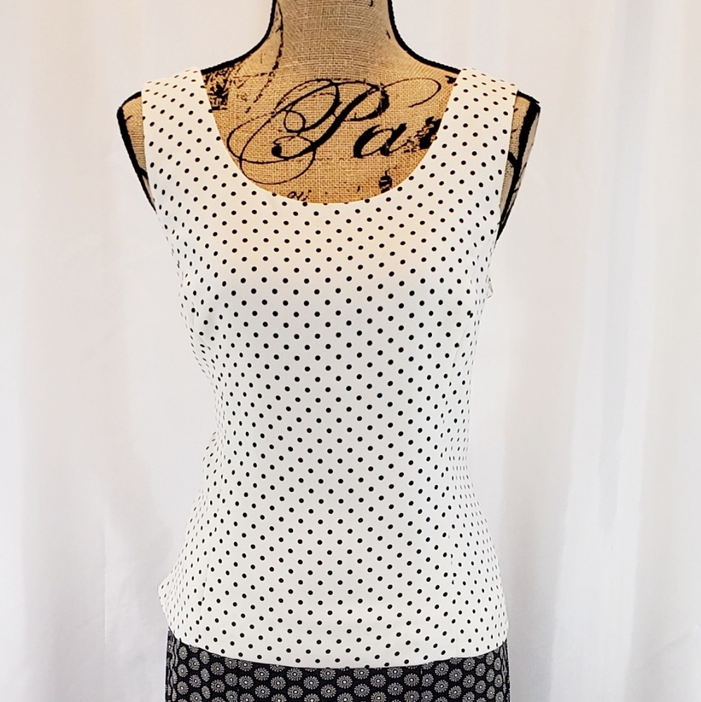 Jones Studio Polka Dot Scoop Neck Lined Cami